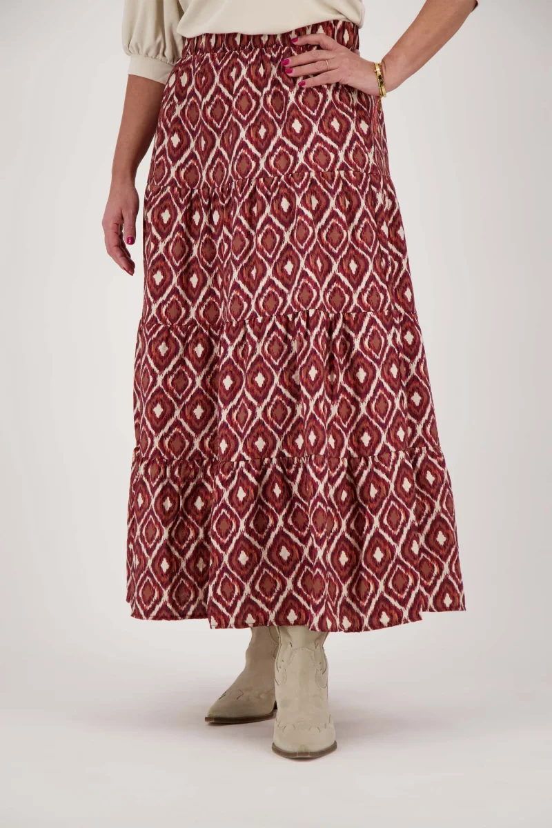 lange strokenrok met ikat print | zand / roodbruin - Afbeelding 3