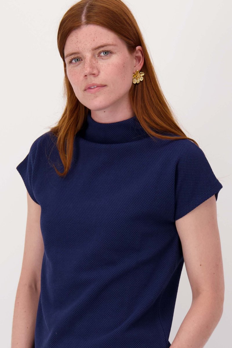 top met aangeknipte mouw in structuur materiaal | summer navy - Afbeelding 2