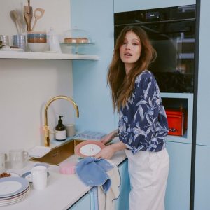 vleermuis blouse met print | summer navy / off white